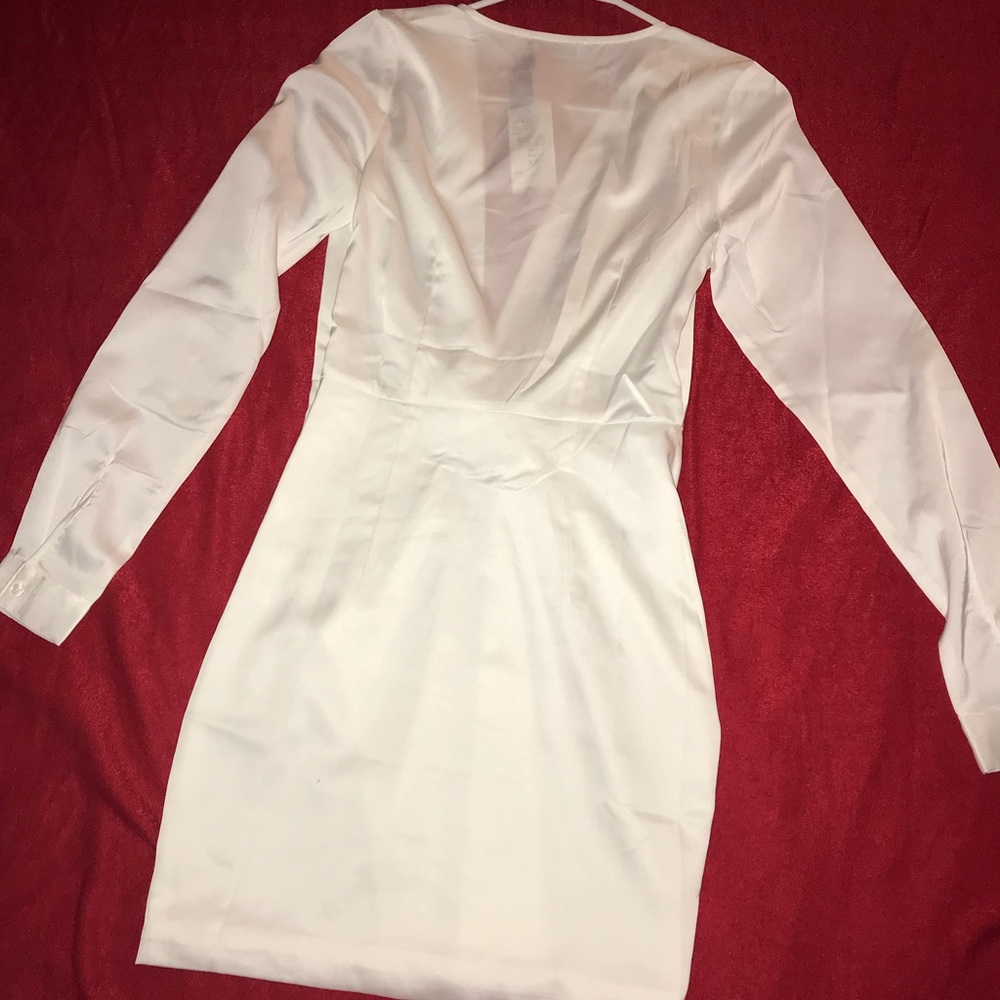 Dress - Picture 2 of 2